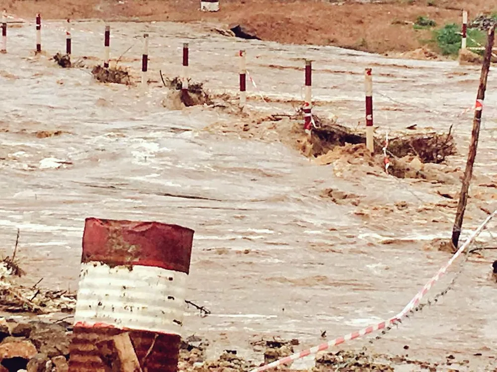 Nadunget–Akisim-road-flood