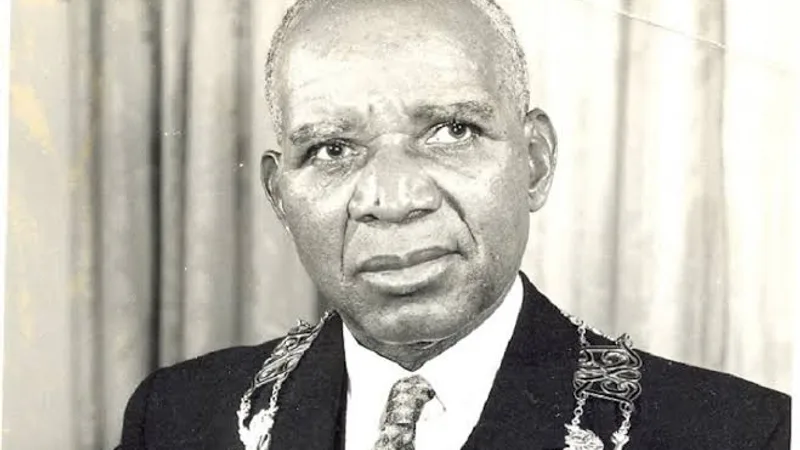 hastings-kamuzu-banda