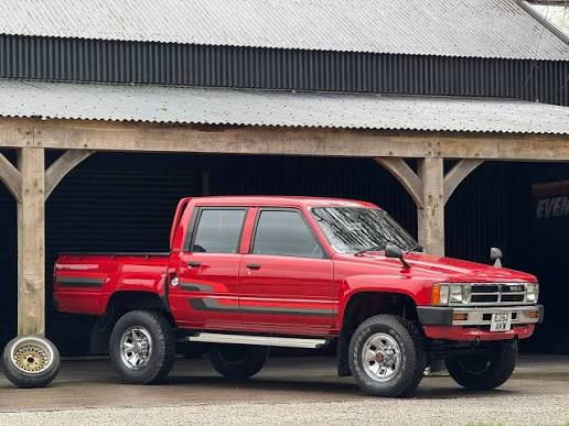 pickup-truck-1980-double-cabin